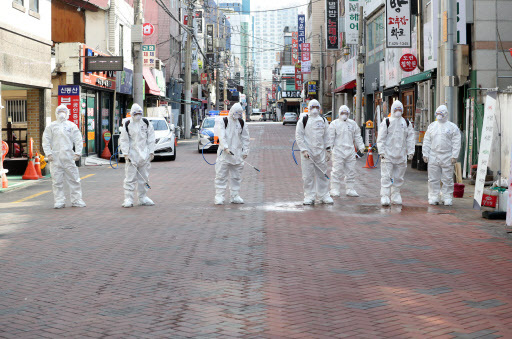S. Korea reports 256 new virus cases, total tops 2,000 S. Korea reports 256 new virus cases, total tops 2,000