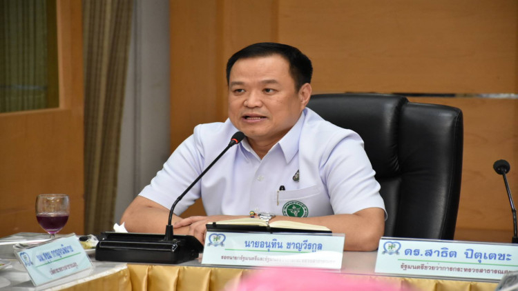 Anutin warns of govt invoking security act to deter student protests Anutin warns of govt invoking security act to deter student protests