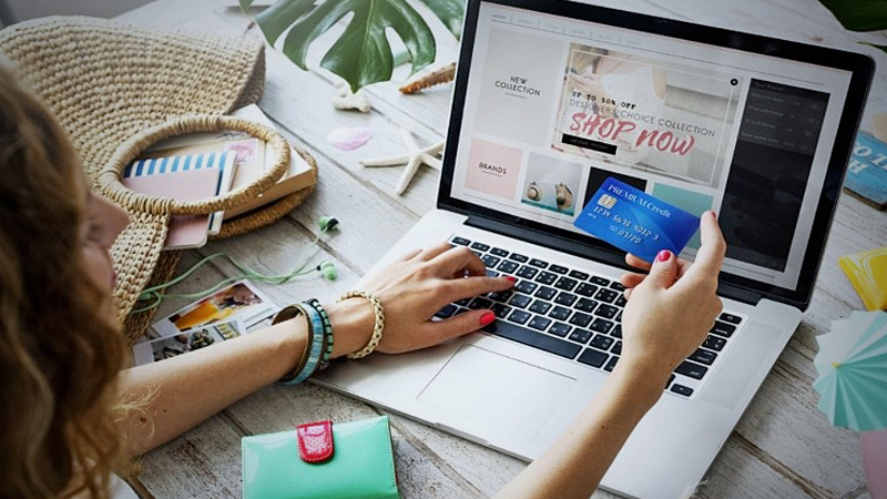 E-commerce thrives due to Covid-19 threat E-commerce thrives due to Covid-19 threat