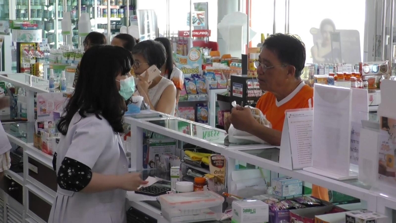 Songkhla residents consume kariyat medicine as protection against Covid-19 Songkhla residents consume kariyat medicine as protection against Covid-19