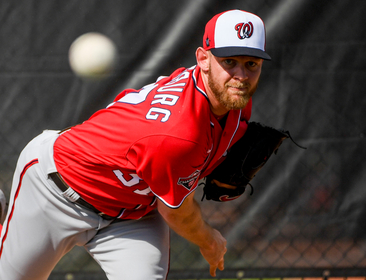 Washington Nationals starting pitcher Stephen Strasburg warms up during spring training at The Washington Nationals Spring Training Complex in West Palm Beach, Fla. MUST CREDIT: Washington Post photo by Jonathan Newton.
