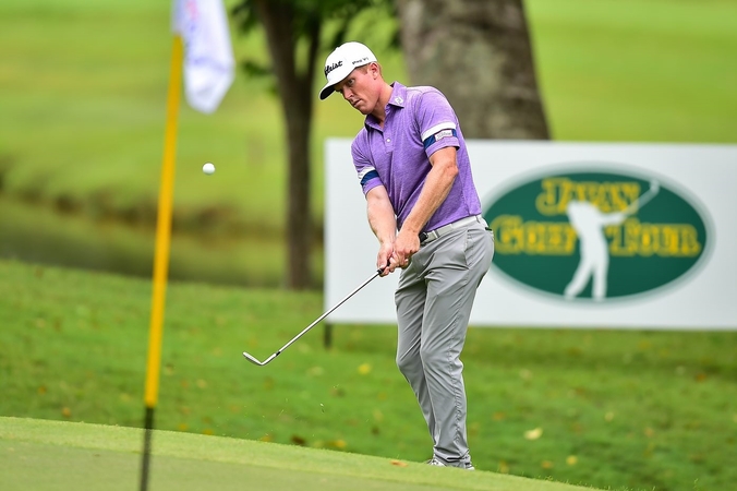 Dodt seizes clubhouse lead with a sizzling 63 Dodt seizes clubhouse lead with a sizzling 63