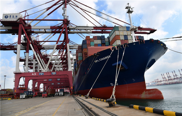 China's foreign trade volume down 9.6% Jan-Feb, exports drop 16 % China's foreign trade volume down 9.6% Jan-Feb, exports drop 16 %