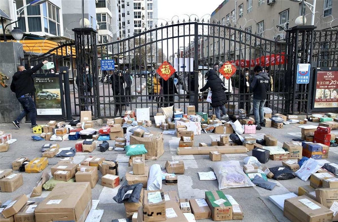 More than 800,000 people return Beijing under quarantine More than 800,000 people return Beijing under quarantine