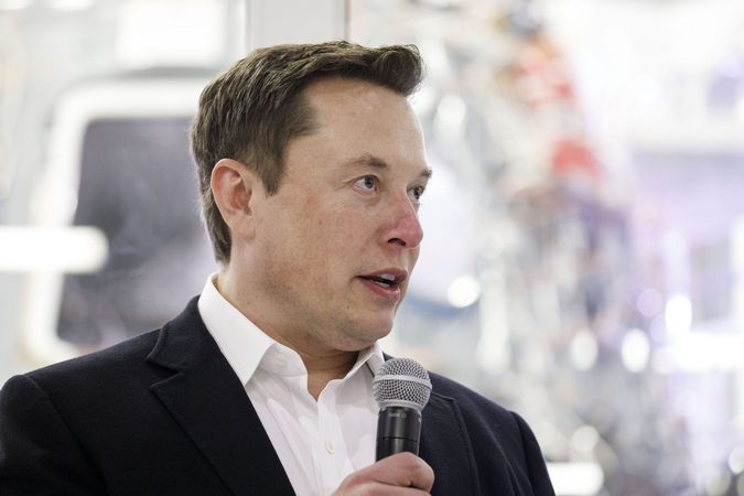 Elon Musk, chief executive officer of Space Exploration Technologies Corp. (SpaceX) and Tesla Inc., speaks at the SpaceX headquarters in Hawthorne, Calif., on Oct. 10, 2019. MUST CREDIT: Bloomberg photo by Patrick T. Fallon.