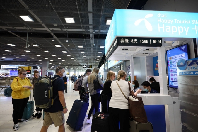 DTAC SIM cards to help track foreigners visiting from Covid-19 high-risk countries DTAC SIM cards to help track foreigners visiting from Covid-19 high-risk countries