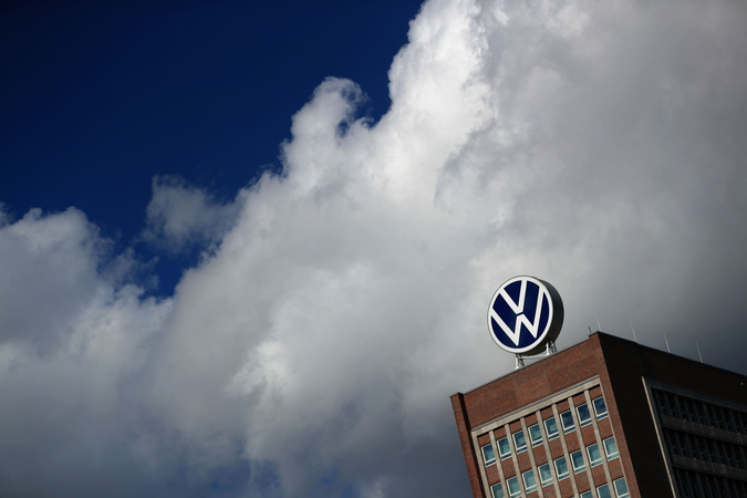 Carmakers from VW to PSA close factories on virus pandemic Carmakers from VW to PSA close factories on virus pandemic