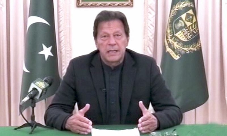 PM Imran tells nation to prepare for a coronavirus epidemic, rules out lockdown PM Imran tells nation to prepare for a coronavirus epidemic, rules out lockdown