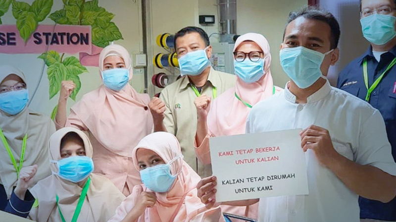 ‘COVID-19 hero’: 80-year-old doctor in spotlight for fighting coronavirus on front line ‘COVID-19 hero’: 80-year-old doctor in spotlight for fighting coronavirus on front line