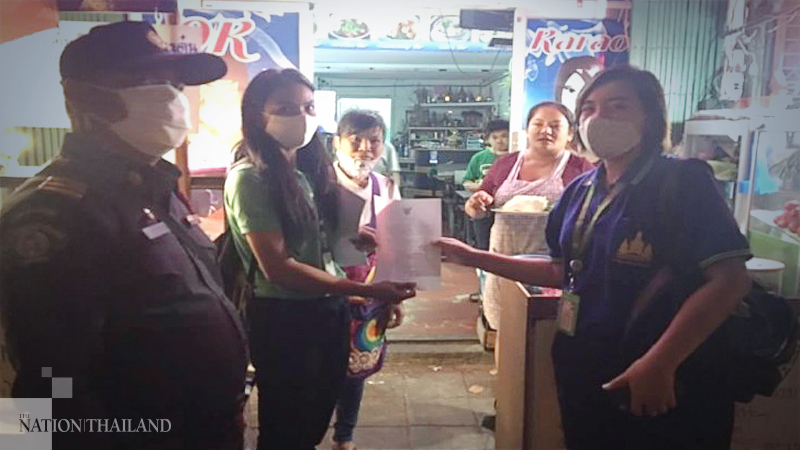 Bangkok officers check if entertainment venues heeding closure orders Bangkok officers check if entertainment venues heeding closure orders