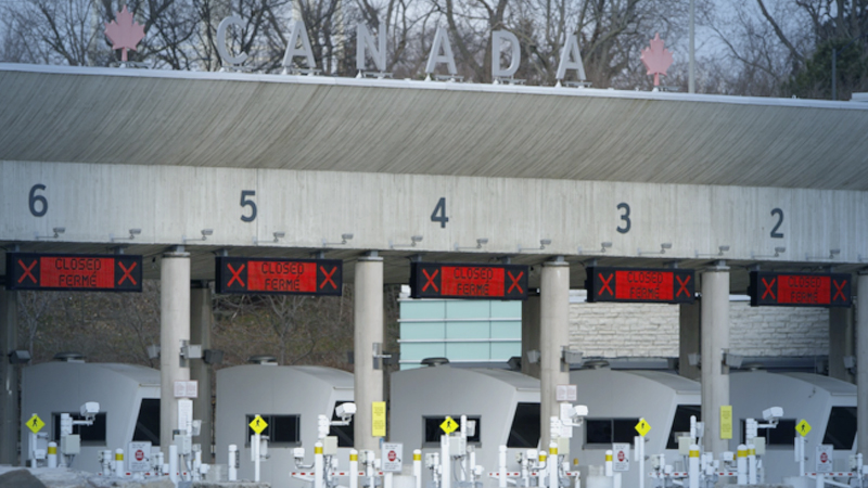 Closed terminals are seen at the U.S.-Canada border crossing in Fort Erie, Ontario, on March 21, 2020. MUST CREDIT: Bloomberg photo by Cole Burston.
