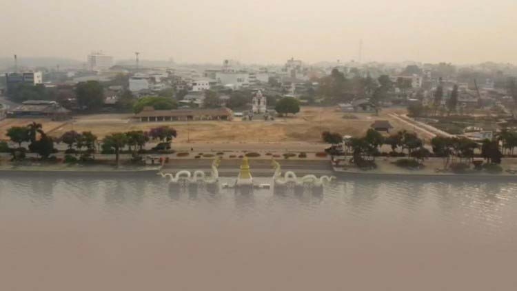 Smog at unhealthy levels as forest fires rage in Phayao Smog at unhealthy levels as forest fires rage in Phayao