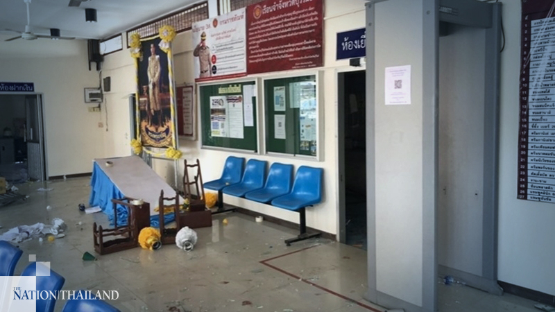 Seven prisoners who fled Buriram prison captured Seven prisoners who fled Buriram prison captured