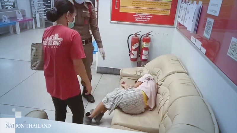 Girl allegedly stabbed to death by woman with mental illness Girl allegedly stabbed to death by woman with mental illness