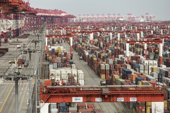 Ship crews stuck in lockdown strain global supply chains Ship crews stuck in lockdown strain global supply chains