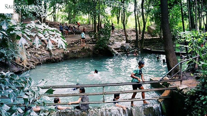 Korat shuts beauty spots, bans booze sales for Songkran Korat shuts beauty spots, bans booze sales for Songkran