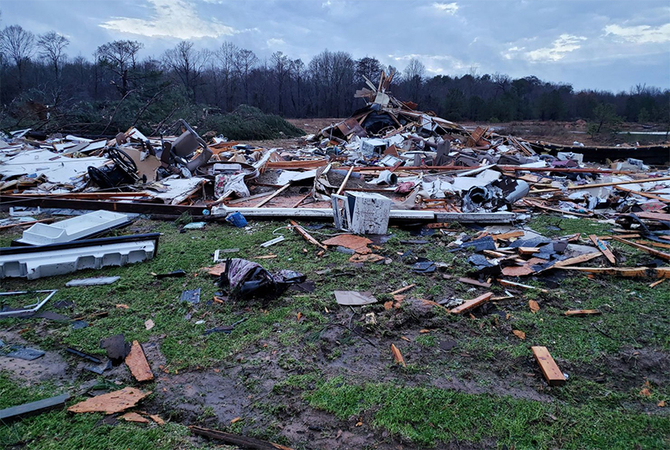 Deadly storms strike South Deadly storms strike South