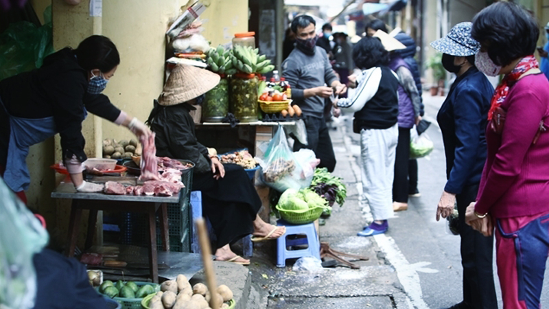 Social distancing extended for high-risk localities, including Hà Nội and HCM City Social distancing extended for high-risk localities, including Hà Nội and HCM City