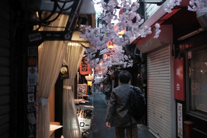Seafood market craters after restaurants shuttered worldwide Seafood market craters after restaurants shuttered worldwide