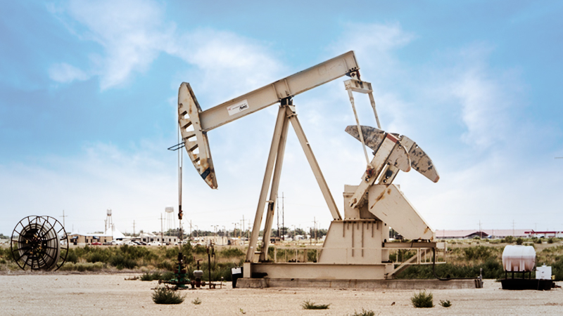 Oil drops below $0, signaling extreme collapse in demand Oil drops below $0, signaling extreme collapse in demand