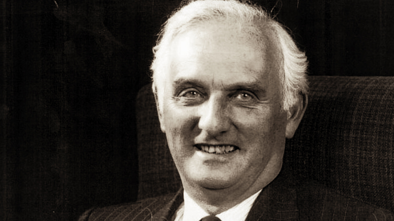 John Houghton, renowned climate scientist who led IPCC reports, dies of coronavirus at 88 John Houghton, renowned climate scientist who led IPCC reports, dies of coronavirus at 88