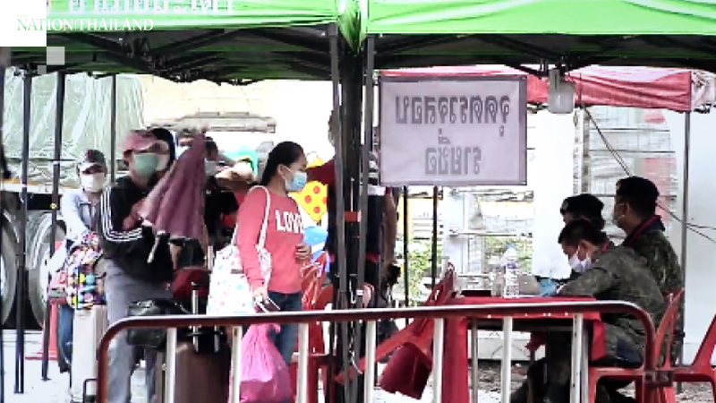 301 Thais return home from Malaysia, majority quarantined 301 Thais return home from Malaysia, majority quarantined