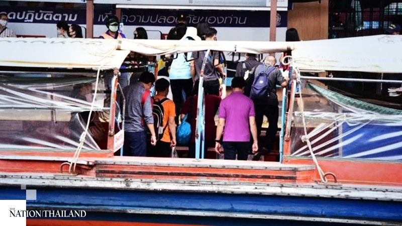 Social-distancing measures to be applied in canal boats Social-distancing measures to be applied in canal boats