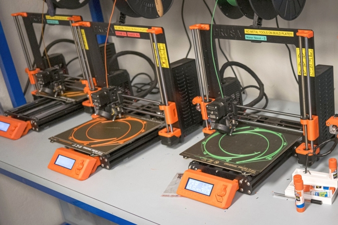 America's garage hobbyists fight the pandemic with 3D printers America's garage hobbyists fight the pandemic with 3D printers