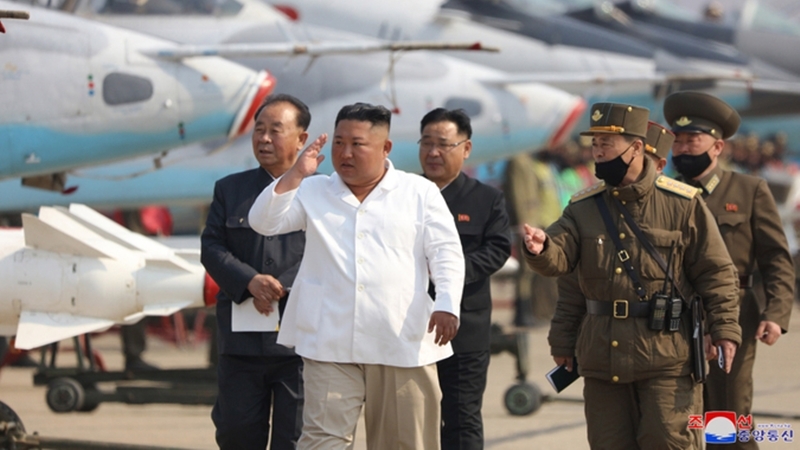 NK leader sends gratitude to workers at tourist zone amid health rumors NK leader sends gratitude to workers at tourist zone amid health rumors