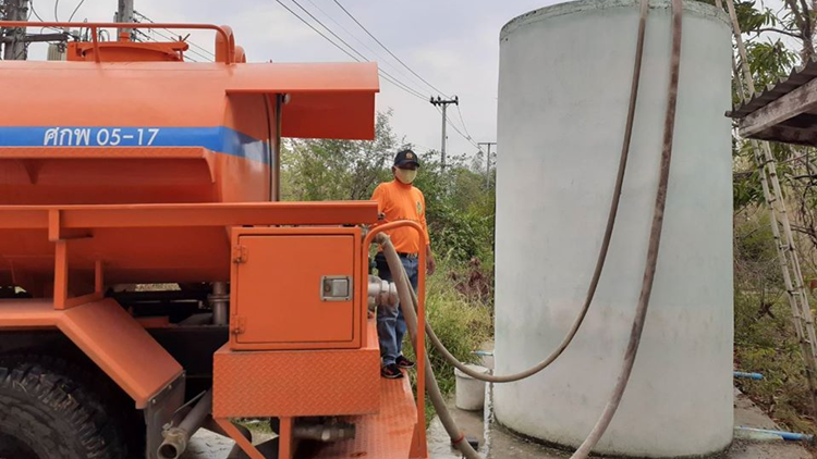Drought hits 27 provinces, fleet of water trucks deployed Drought hits 27 provinces, fleet of water trucks deployed