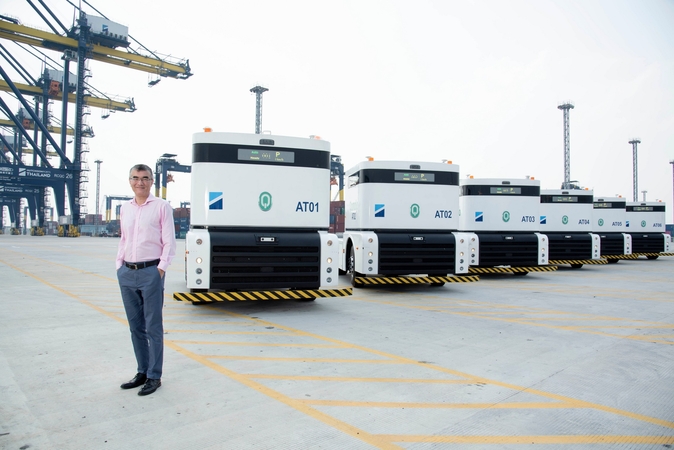 Laem Chabang Port one step smarter with arrival of autonomous Q-trucks Laem Chabang Port one step smarter with arrival of autonomous Q-trucks