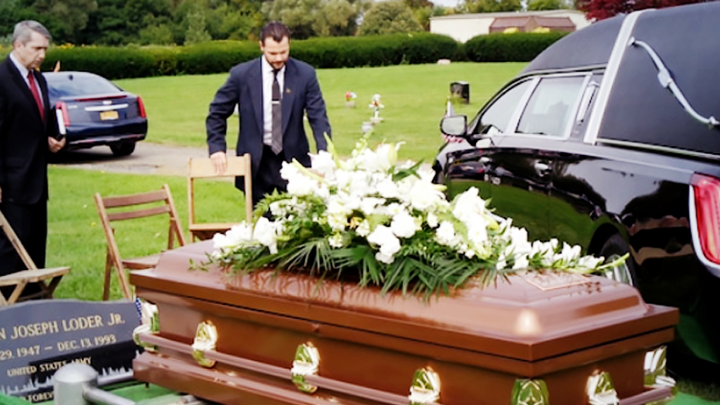 U.S. passes 60,000 dead as hopes rise for a promising drug therapy U.S. passes 60,000 dead as hopes rise for a promising drug therapy