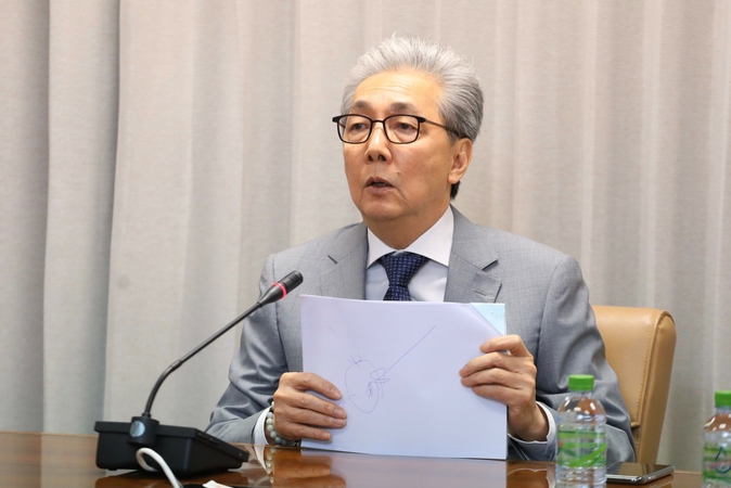 Guidelines on community-level spending to be ready mid-May Guidelines on community-level spending to be ready mid-May