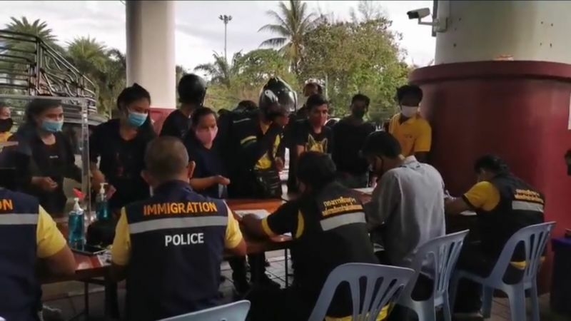 Phuket loosens lockdown, non-locals allowed to leave province Phuket loosens lockdown, non-locals allowed to leave province