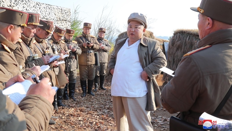 NK leader reemerges after 20-day absence amid rumors over his health NK leader reemerges after 20-day absence amid rumors over his health