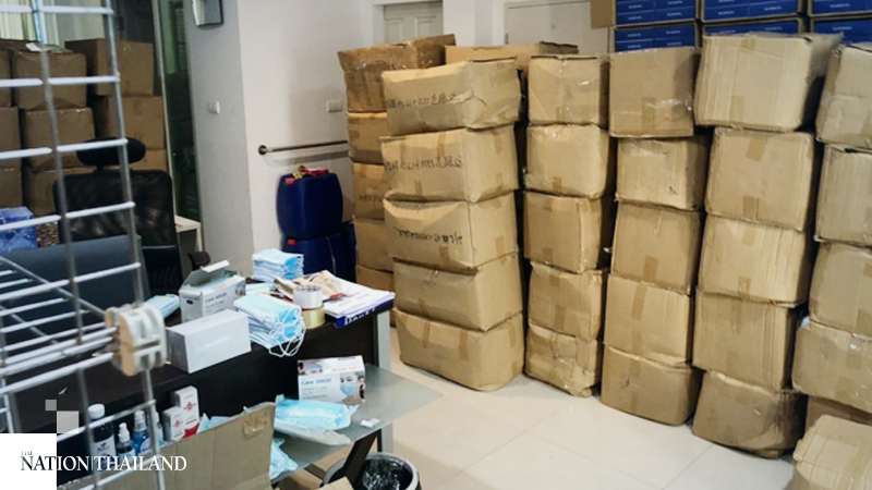 Bangkokian held for allegedly hoarding Bt6m worth of face masks, Covid-19 test kits Bangkokian held for allegedly hoarding Bt6m worth of face masks, Covid-19 test kits