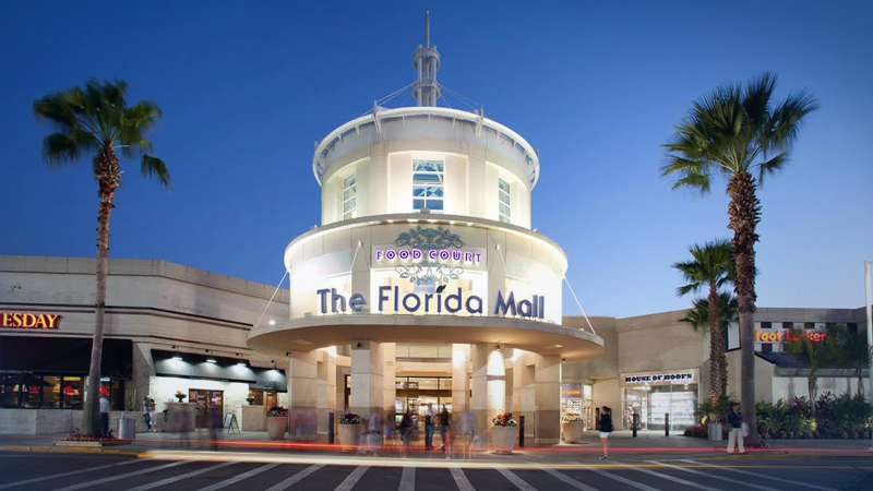 Florida mall encapsulates debate over when to ease covid-19 restrictions Florida mall encapsulates debate over when to ease covid-19 restrictions