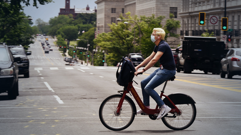 Bike, scooter services ready to fill transit gap Bike, scooter services ready to fill transit gap