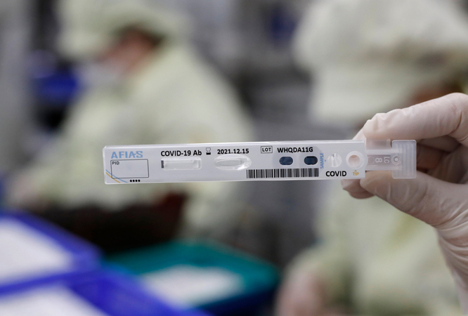 Korea's exports of virus test kits tipped to grow further Korea's exports of virus test kits tipped to grow further