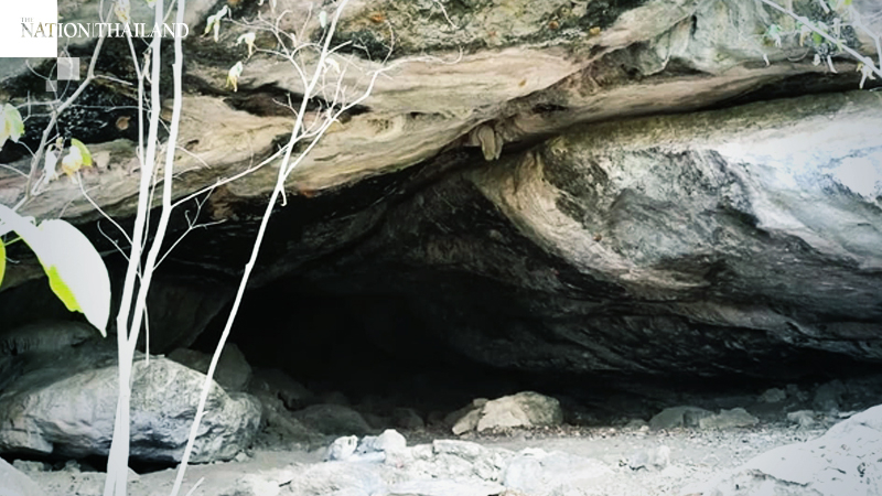 2,000-3,000-year-old paintings discovered in Sam Roi Yot National Park 2,000-3,000-year-old paintings discovered in Sam Roi Yot National Park