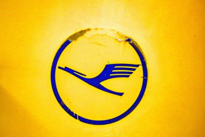 EU sets its price for backing $9.8 billion Lufthansa rescue EU sets its price for backing $9.8 billion Lufthansa rescue