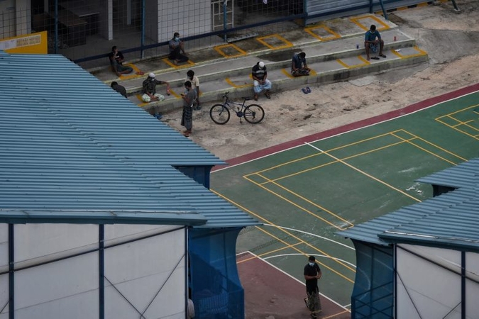 40,000 migrant workers from dorms cleared of Covid-19 infection, can return to work 40,000 migrant workers from dorms cleared of Covid-19 infection, can return to work