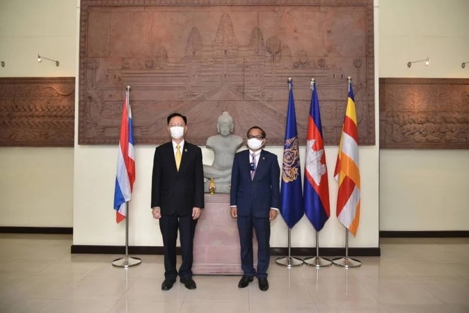 Govt wants Cambodian migrant workers to stay in Thailand Govt wants Cambodian migrant workers to stay in Thailand