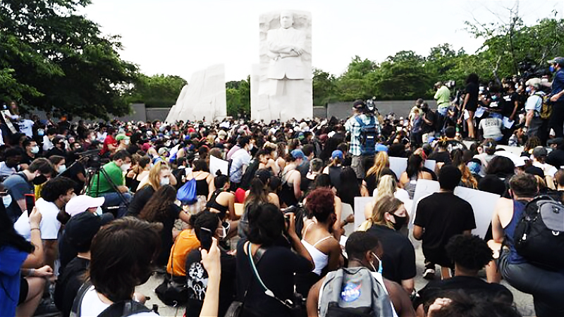 For the marching crowds, mobilization is far from over For the marching crowds, mobilization is far from over
