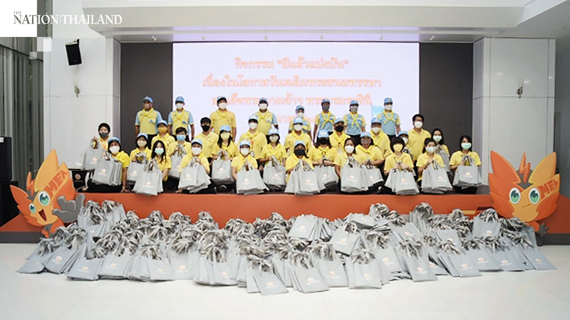 MEA hands out hygiene packages to mark Queen’s birthday MEA hands out hygiene packages to mark Queen’s birthday