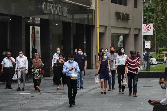 Stronger Singapore can emerge from humanity's 'most dangerous crisis', says PM Lee Stronger Singapore can emerge from humanity's 'most dangerous crisis', says PM Lee