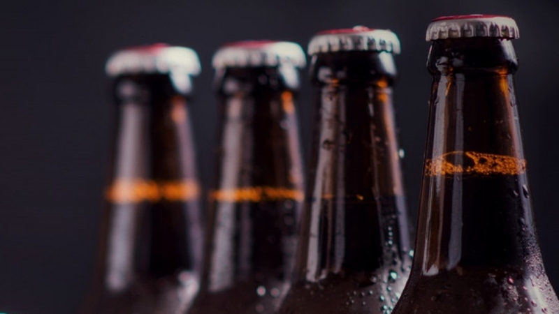 Drinkers caught out by social media rule carrying Bt50,000 punishment Drinkers caught out by social media rule carrying Bt50,000 punishment
