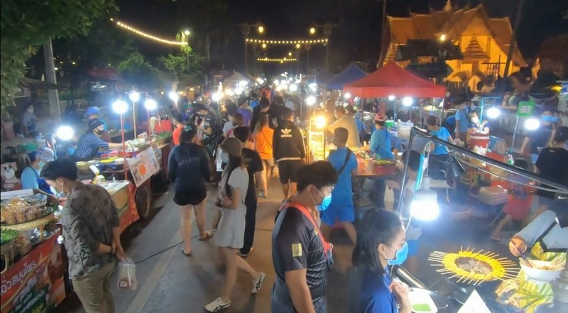 Nan's walking street comes alive again Nan's walking street comes alive again
