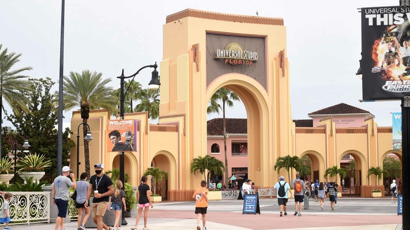Universal Studios' crowds look severely thin after reopening Universal Studios' crowds look severely thin after reopening