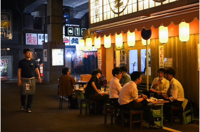 Tokyo sees most virus cases since may 5 as it eases restrictions Tokyo sees most virus cases since may 5 as it eases restrictions